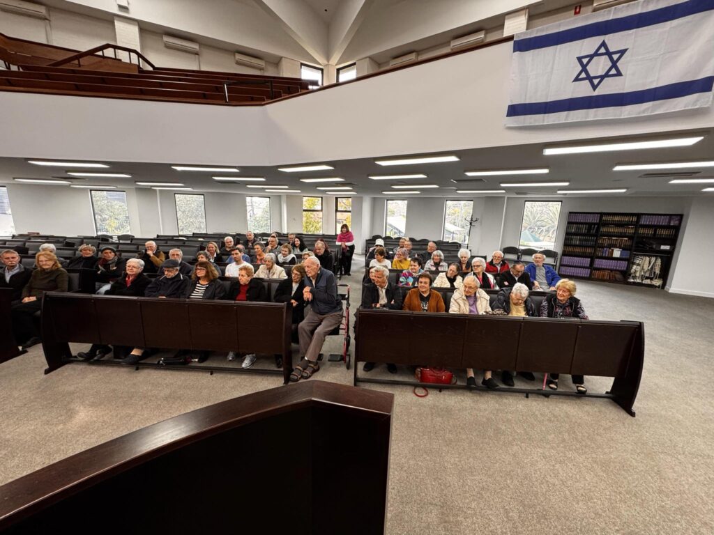 Audience at ANZAC Rabbi event